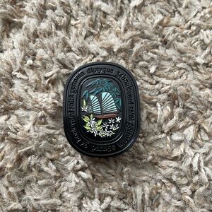 Do son solid perfume new reusable by diptyque